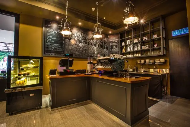 Manhattan Business Hotel Damansara Perdana - Yeme / İçme