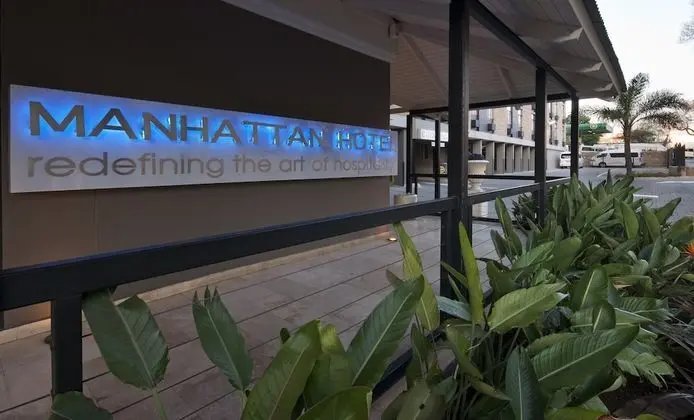 Manhattan Hotel - Dış Mekan