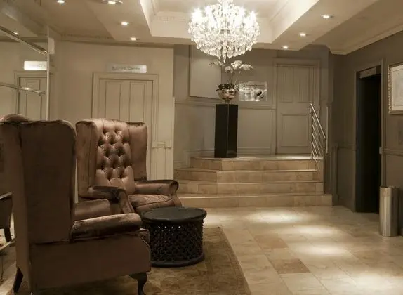 Manhattan Hotel - Lobi