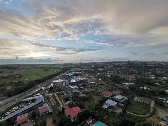 Manhattan Suite ITCC Penampang