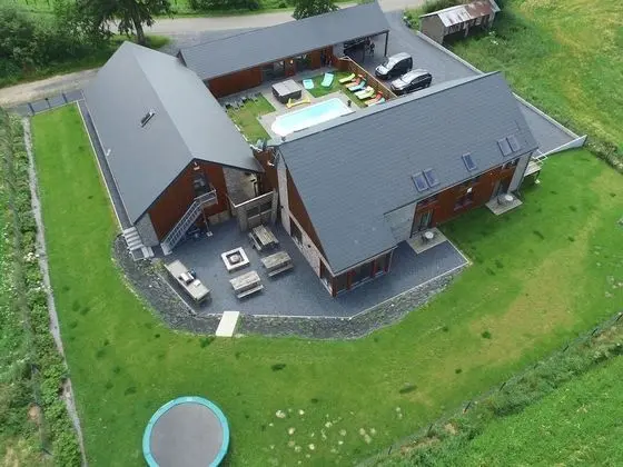 Villa in Manhay With Heated Outdoor Swimming Pool and Sauna - Dış Mekan