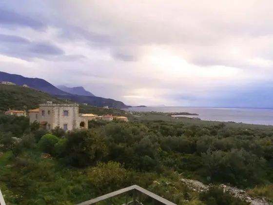 Maniatiko Village