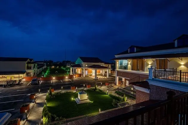 Manigram Bishram Batika Resort - Dış Mekan