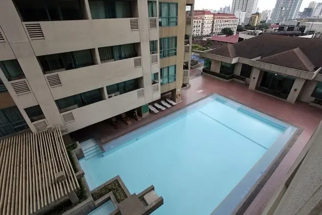 Manila Condo Home at Robinsons Place Residences - Havuz