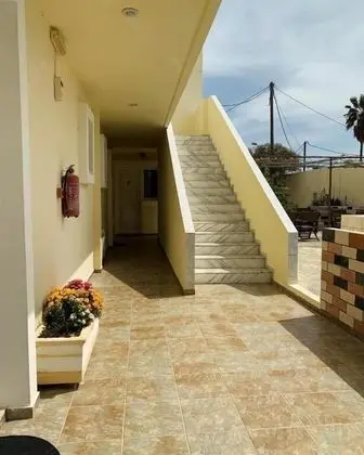 Manine Apartments - Dış Mekan