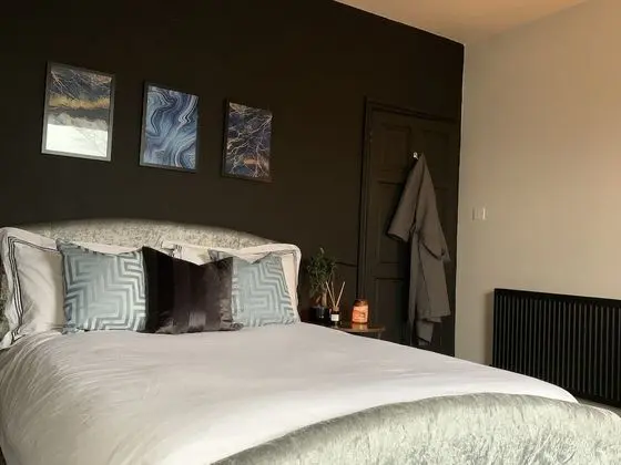 Manners Boutique Rooms - 1
