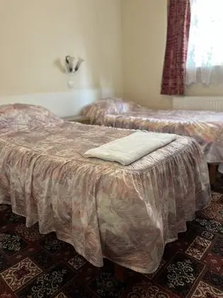 Manns Guest House - Oda