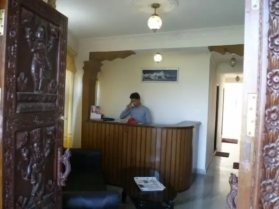 Hotel ManoHara - Lobi