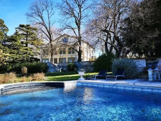 Manoir le Roure - Havuz