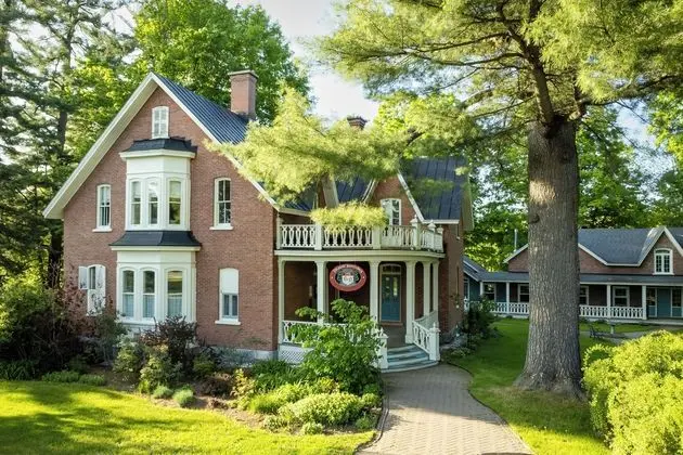 Manoir Sweetsburg - Öne Çıkan Resim