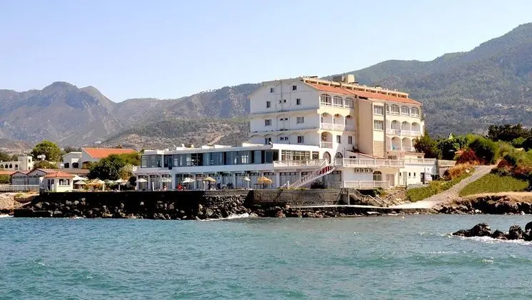 Manolya Hotel