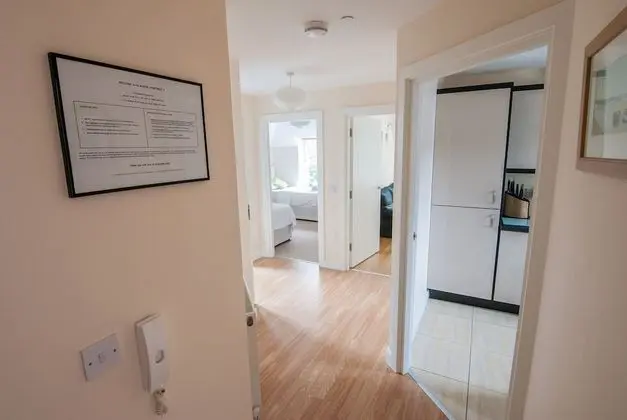 Manor Apartments - İç Mekan