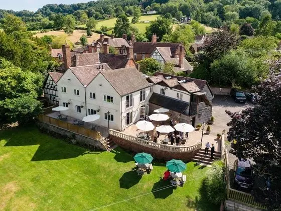 The Manor Arms Inn