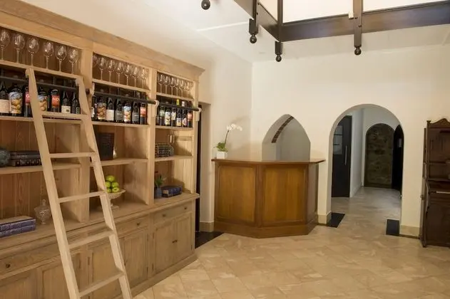 The Manor Basket Range - Lobi