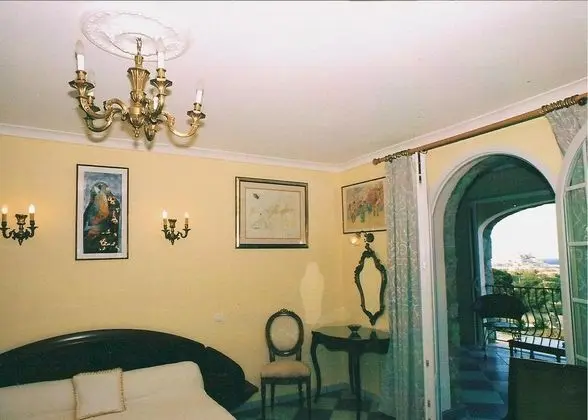 The Manor