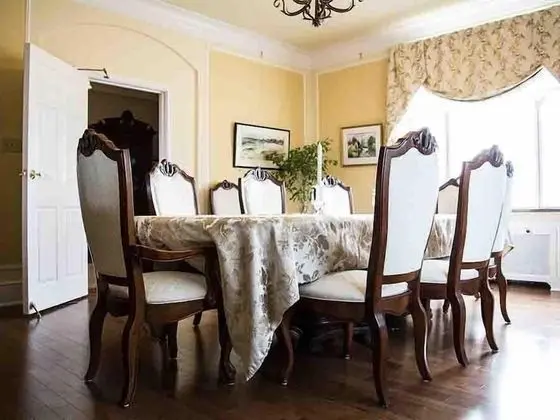 The Manor on Front - Yerinde Yemek