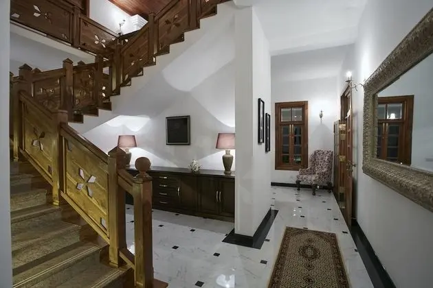 Manor House Boutique Villa - Lobi