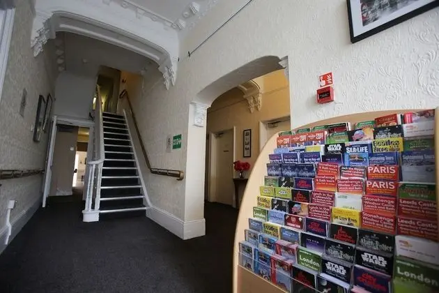 Manor House London - Lobi