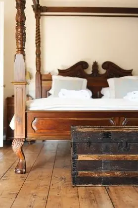 The Manor House Moreton - Oda