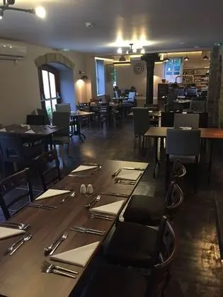 Manor House Hotel at Pinchinthorpe - Yerinde Yemek