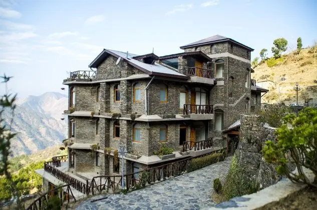 The Manor Luxury Service Apartments