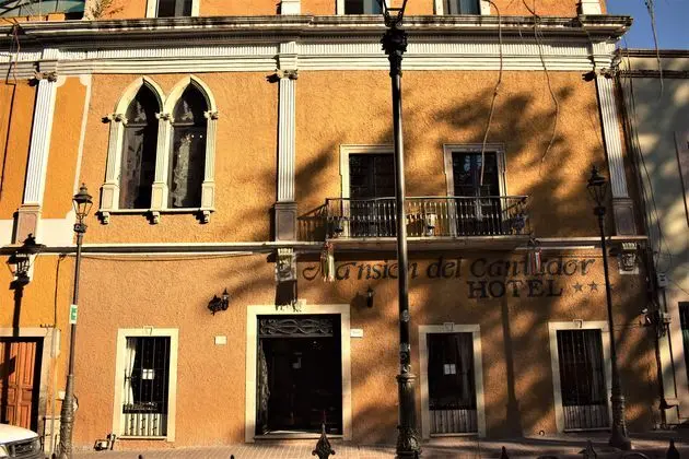 Mansion Del Cantador