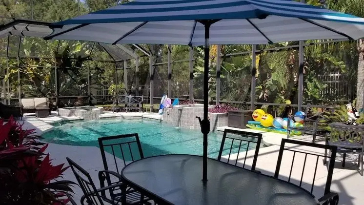 Mansion Getaway - Sleeps 24