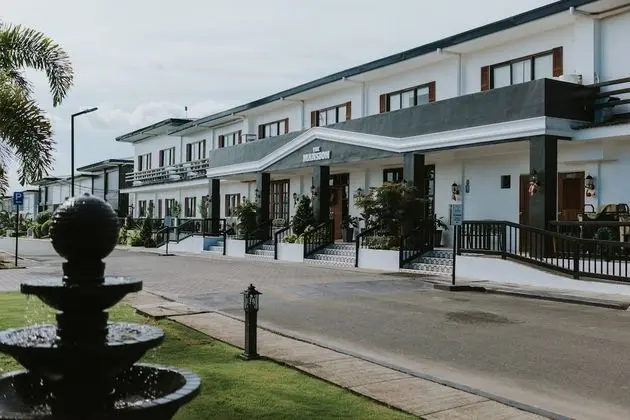 The Mansion - Dış Mekan