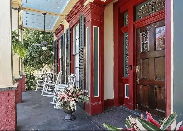 The Mansion on Royal - Lobi