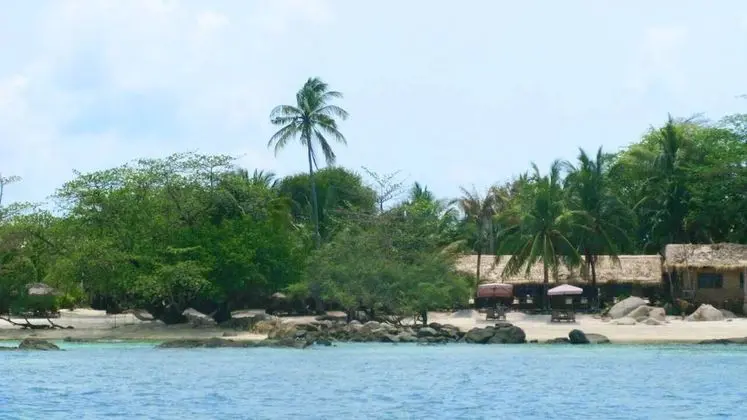 Mantakiri Island Resort Private Island