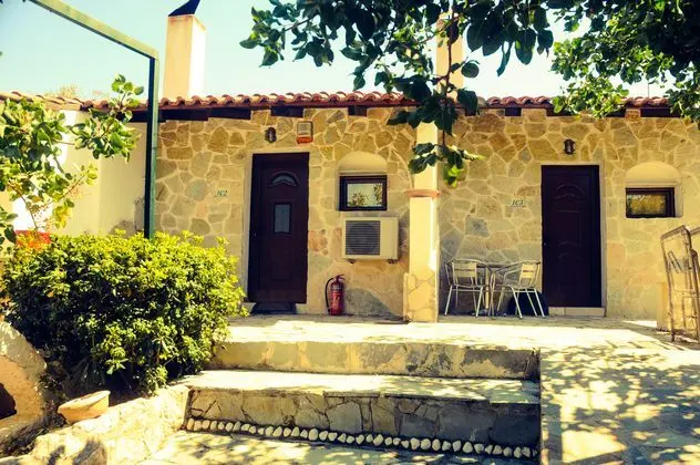 Mantas Bay Apartments