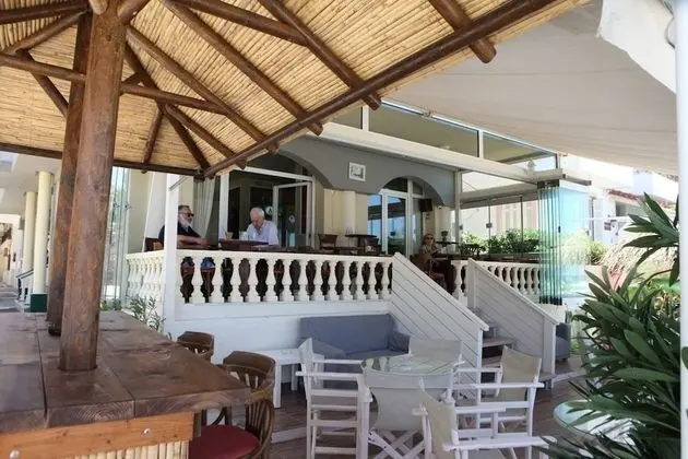 Mantas Seaside Boutique Hotel - Plaj