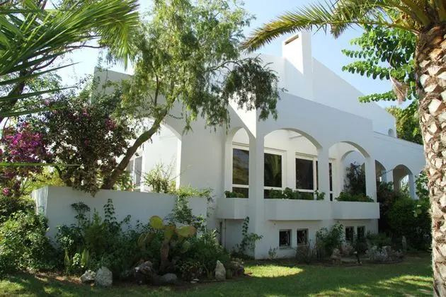 Mantenia Hotel