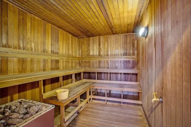Mantra Legends Hotel - Spa