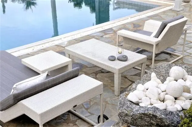 Manu Mykonos Beach Villas & Bungalows - Havuz