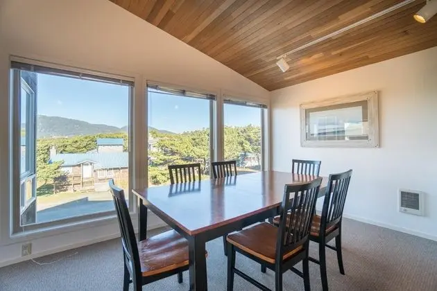 Manzanita Vacation Rental - Mutfak