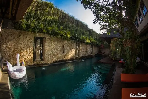 Manzelejepun Luxury Villas