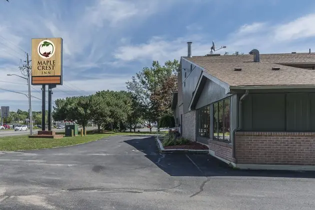 Maple Crest Inn - Genel