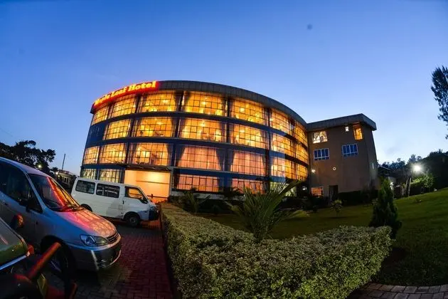 Maple Leaf Hotel