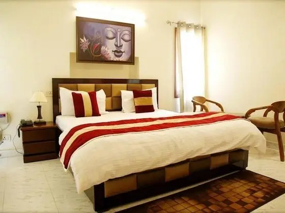 Maplewood Guest House, Neeti Bagh, New Delhiit is a Boutiqu Guest House - Room 7