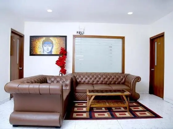 Maplewood Guest House, Neeti Bagh, New Delhiit is a Boutiqu Guest House - Room 7 - Oda Düzeni
