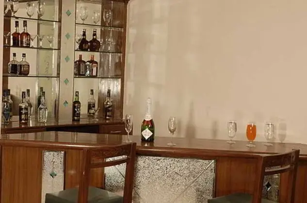 Mapple The River Crescent Resort - Bar