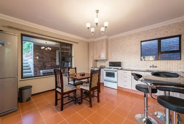 Map's View Guesthouse - Mutfak