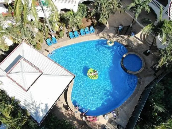 Hotel Mar Rey - Havuz