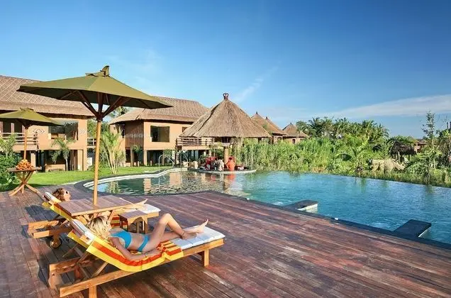Mara River Safari Lodge - CHSE Certified - Havuz
