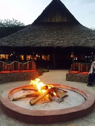 Mara Sweet Acacia Lodge