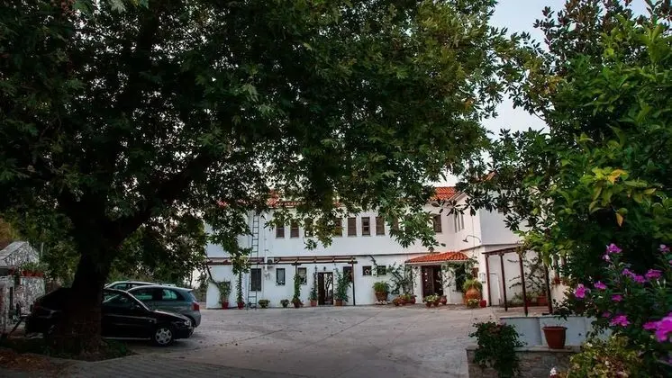 Hotel Marabou - Dış Mekan