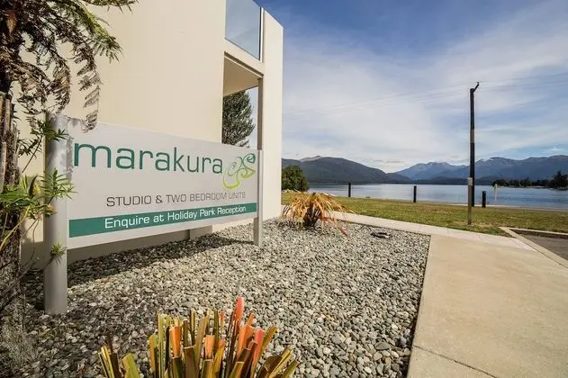 Marakura Deluxe Motels - 1