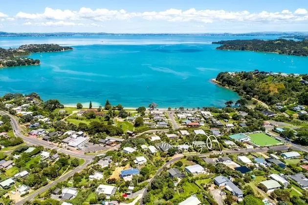 Marama Cottages with Ocean Views - Plaj