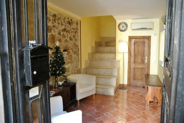 Maranola Sweet House